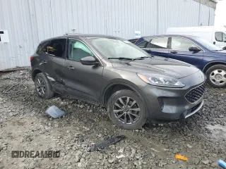 2020 Ford Escape SE z VIN 1FMCU9G65LUA04361, wystawiony jako Copart lot #53974145 z przebiegiem 78 305 mil mil oraz Szkoda całkowita • Salvage title. Historia ofert i sprzedaży dostępna na DreamBid. Obrazek 4.