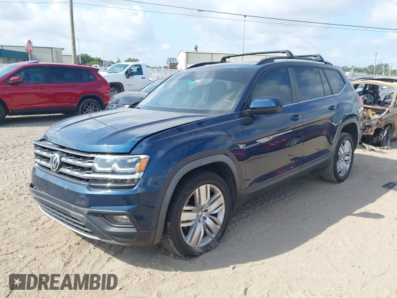 2020 Volkswagen Atlas SE z VIN 1V2WR2CA8LC503891, wystawiony jako IAAI lot #42350826 z przebiegiem 88 306 mil mil oraz . Historia ofert i sprzedaży dostępna na DreamBid. Obrazek 2.