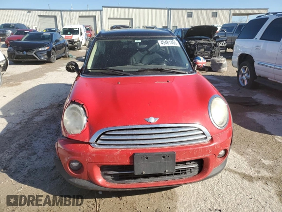 2011 MINI Clubman with VIN WMWZF3C5XBTY00222, listed as a Copart auction lot 49481465 with 110,731 mi miles and Salvage Title. Bid and sale history available at DreamBid. Image 5.