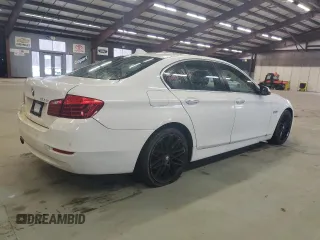 2016 BMW 5 Series 528i xDrive with VIN WBA5A7C53GG150816, listed as a Copart auction lot 52363655 with 98,767 mi miles and Clean Title. Bid and sale history available at carsss.com. Image 3.
