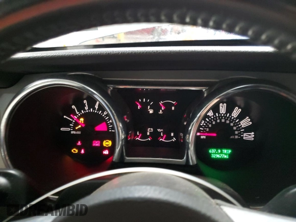 2006 Ford Mustang Standard with VIN 1ZVFT84N065164086, listed as a Copart auction lot 55291645 with 329,677 mi miles and Salvage Title. Bid and sale history available at carsss.com. Image 9.