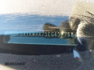 2014 Kia Sorento SX with VIN 5XYKW4A75EG457768, listed as a IAAI auction lot 41388412 with 129,691 mi miles. Bid and sale history available at carsss.com. Image 9.