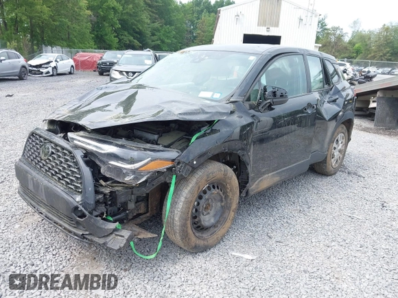 2022 Toyota Corolla Cross L with VIN 7MUAAABG6NV032964, listed as a IAAI auction lot 42458401 with 33,777 mi miles and . Bid and sale history available at DreamBid. Image 17.