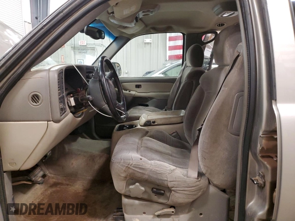 2001 Chevrolet Suburban LS с VIN 3GNFK16T11G159397, выставлен на аукционе Copart как лот 54366085 с пробегом 237 806 миль миль и Чистый • Clean title. История ставок и продаж доступна на DreamBid. Изображение 7.