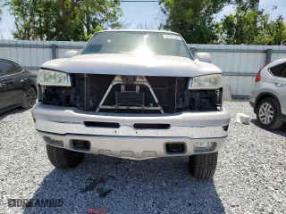 2006 Chevrolet Silverado 1500 LT1 with VIN 2GCEK13T961140492, listed as a Copart auction lot 53317345 with 145,724 mi miles and Salvage Title. Bid and sale history available at carsss.com. Image 5.