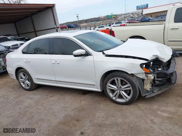 2013 Volkswagen Passat TDI SEL Premium with VIN 1VWCN7A3XDC118087, listed as a IAAI auction lot 41780198 with 305,872 mi miles. Bid and sale history available at carsss.com. Image 13.