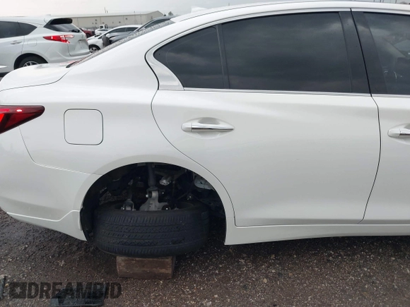 2024 Infiniti Q50 Luxe with VIN JN1EV7BP2RM600585, listed as a IAAI auction lot 41112238 with 5,016 mi miles and . Bid and sale history available at DreamBid. Image 19.