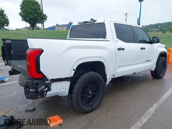 2023 Toyota Tundra SR5 with VIN 5TFLA5DB1PX070823, listed as a IAAI auction lot 42464005 with 41,772 mi miles and . Bid and sale history available at DreamBid. Image 4.
