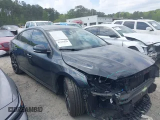 2017 Volvo S60 Dynamic with VIN YV126MFL8H2425928, listed as a IAAI auction lot 41994829 with 74,040 mi miles. Bid and sale history available at carsss.com. Image 13.