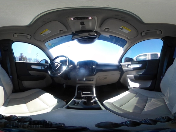 2019 Volvo XC40 Momentum with VIN YV4162XZ3K2018371, listed as a IAAI auction lot 41650401 with 86,647 mi miles and . Bid and sale history available at carsss.com. Image 19.