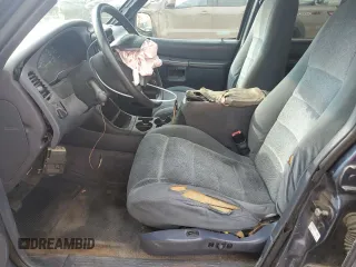 1998 Ford Explorer XLT с VIN 1FMZU35P7WZC24885, выставлен на аукционе Copart как лот 59358925 с пробегом 261 398 миль миль и Списание • Salvage title. История ставок и продаж доступна на DreamBid. Изображение 7.