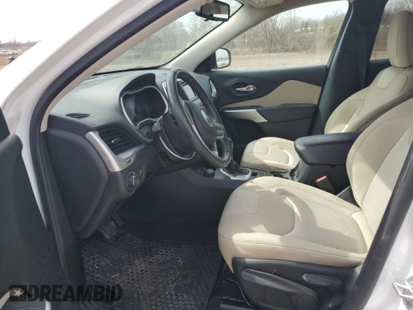 2018 Jeep Cherokee Latitude with VIN 1C4PJMCX3JD516620, listed as a Copart auction lot 49784045 with 34,733 mi miles and Salvage title. Bid and sale history available at DreamBid. Image 7.