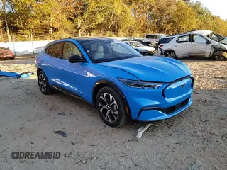 2023 Ford Mustang Mach-E Premium с VIN 3FMTK3SUXPMA56796, выставлен на аукционе Copart как лот 83476884 с пробегом 9 941 миль миль и Списание • Salvage title. История ставок и продаж доступна на DreamBid. Изображение 11.