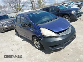 2009 Honda Fit Sport with VIN JHMGE88439S008132, listed as a IAAI auction lot 41880300 with 249,183 mi miles. Bid and sale history available at carsss.com. Image 1.