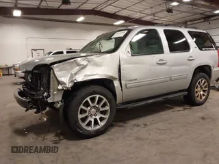 2013 GMC Yukon SLT with VIN 1GKS2CE06DR323343, listed as a IAAI auction lot 41643959 with 246,658 mi miles. Bid and sale history available at carsss.com. Image 19.