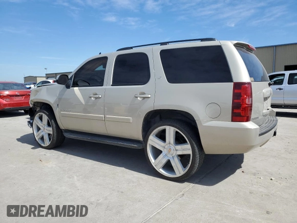 2008 Chevrolet Tahoe 2LT z VIN 1GNFC13J58R130186, wystawiony jako Copart lot #48639735 z przebiegiem 168 905 mil mil oraz Szkoda całkowita • Salvage title. Historia ofert i sprzedaży dostępna na DreamBid. Obrazek 2.