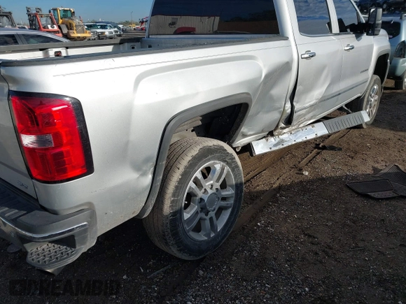 2015 GMC Sierra 2500HD available WiFi SLT with VIN 1GT12ZEG7FF167096, listed as a IAAI auction lot 41408317 with 152,969 mi miles. Bid and sale history available at carsss.com. Image 6.