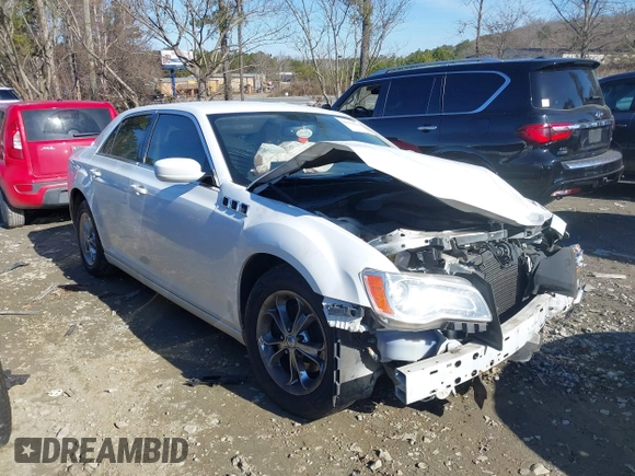2013 Chrysler 300 with VIN 2C3CCAAG0DH657568, listed as a IAAI auction lot 41319665 with 213,034 mi miles. Bid and sale history available at carsss.com. Image 1.