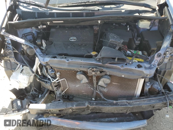 2016 Toyota Sienna LE AAS with VIN 5TDKK3DC8GS744252, listed as a Copart auction lot 48638345 with 92,499 mi miles and Salvage Title. Bid and sale history available at carsss.com. Image 14.