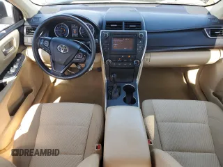 2017 Toyota Camry XLE z VIN 4T1BF1FK3HU434564, wystawiony jako Copart lot #57131245 z przebiegiem 59 545 mil mil oraz Szkoda całkowita • Salvage title. Historia ofert i sprzedaży dostępna na DreamBid. Obrazek 8.