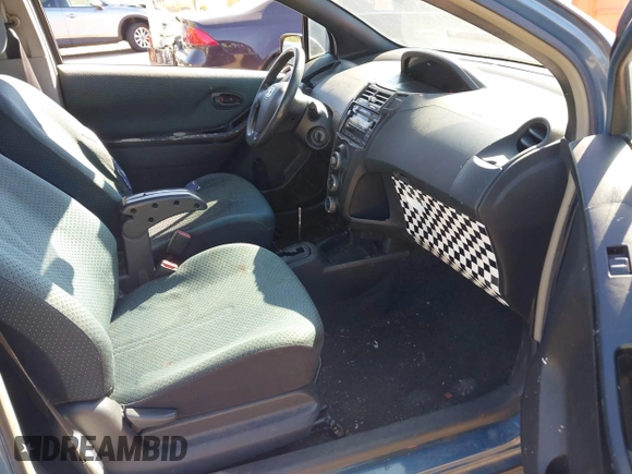 2007 Toyota Yaris with VIN JTDJT923675137562, listed as a IAAI auction lot 42234501 with 211,072 mi miles and . Bid and sale history available at DreamBid. Image 5.