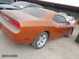 2011 Dodge Challenger with VIN 2B3CJ4DG8BH596175, listed as a IAAI auction lot 41686531 with 123,095 mi miles. Bid and sale history available at carsss.com. Image 4.