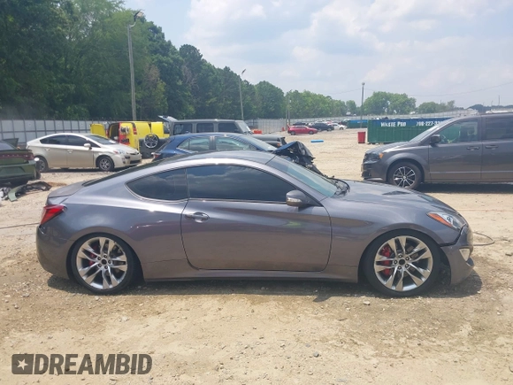 2015 Hyundai Genesis Coupe Ultimate with VIN KMHHU6KJ0FU129983, listed as a IAAI auction lot 42420357 with 104,870 mi miles and . Bid and sale history available at DreamBid. Image 13.