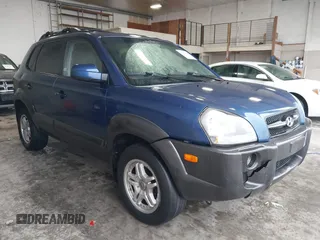 2007 Hyundai Tucson SE with VIN KM8JN72D77U671520, listed as a IAAI auction lot 41255727 with 181,374 mi miles and . Bid and sale history available at DreamBid. Image 1.