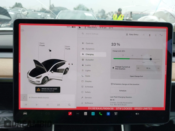 2020 Tesla Model 3 Standard Range Plus z VIN 5YJ3E1EAXLF806438, wystawiony jako IAAI lot #42104964 z przebiegiem 89 065 mil mil oraz . Historia ofert i sprzedaży dostępna na DreamBid. Obrazek 17.