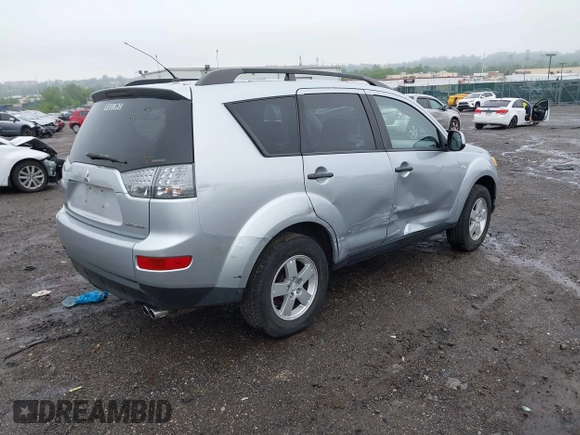 2007 Mitsubishi Outlander LS z VIN JA4MT31X67U011541, wystawiony jako IAAI lot #42265073 z przebiegiem 92 230 mil mil oraz . Historia ofert i sprzedaży dostępna na DreamBid. Obrazek 4.