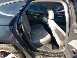 2016 Ford Fusion S with VIN 3FA6P0G74GR261768, listed as a IAAI auction lot 41260069 with 91,840 mi miles. Bid and sale history available at carsss.com. Image 8.