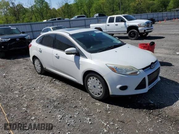 2013 Ford Focus SE z VIN 1FADP3F24DL128940, wystawiony jako Copart lot #54798665 z przebiegiem Nie podano mil oraz Tytuł czysty. Historia ofert i sprzedaży dostępna na DreamBid. Obrazek 4.