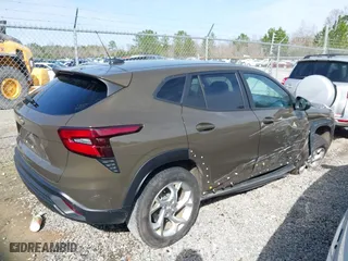 2024 Chevrolet Trax LS with VIN KL77LFE29RC013230, listed as a IAAI auction lot 41577846 with 52,954 mi miles. Bid and sale history available at carsss.com. Image 4.