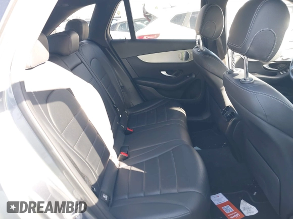 2019 Mercedes-Benz GLC 350e z VIN WDC0G5EB1KF579447, wystawiony jako IAAI lot #41534374 z przebiegiem 88 601 mil mil oraz . Historia ofert i sprzedaży dostępna na DreamBid. Obrazek 8.
