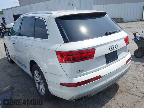 2018 Audi Q7 Premium Plus z VIN WA1LAAF74JD002648, wystawiony jako IAAI lot #42810341 z przebiegiem 92 541 mil mil oraz . Historia ofert i sprzedaży dostępna na DreamBid. Obrazek 3.