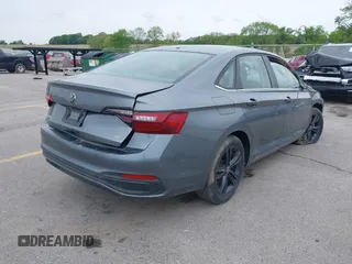 2022 Volkswagen Jetta SE with VIN 3VW7M7BU5NM000413, listed as a IAAI auction lot 42326437 with 61,385 mi miles and . Bid and sale history available at DreamBid. Image 4.