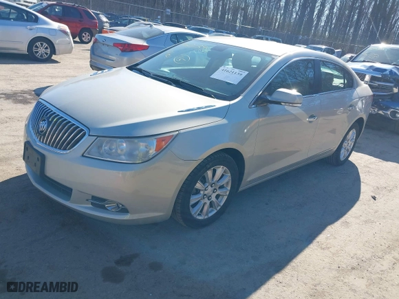 2013 Buick LaCrosse Leather with VIN 1G4GC5ER4DF303453, listed as a IAAI auction lot 41621139 with 113,222 mi miles. Bid and sale history available at carsss.com. Image 17.