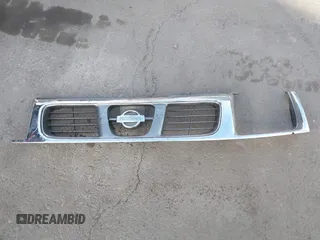 2000 Nissan Frontier XE z VIN 1N6ED27T8YC330952, wystawiony jako IAAI lot #41557069 z przebiegiem 108 089 mil mil oraz . Historia ofert i sprzedaży dostępna na DreamBid. Obrazek 12.