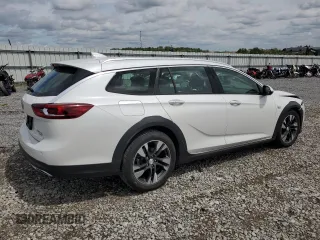 2018 Buick Regal Essence with VIN W04GV8SX1J1086174, listed as a Copart auction lot 53816155 with 82,471 mi miles and Salvage title. Bid and sale history available at DreamBid. Image 3.