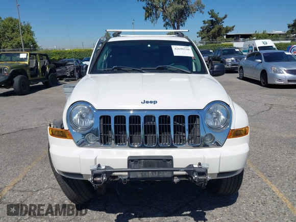 2006 Jeep Liberty Limited z VIN 1J4GL58K56W183758, wystawiony jako IAAI lot #42690220 z przebiegiem 76 067 mil mil oraz . Historia ofert i sprzedaży dostępna na DreamBid. Obrazek 12.