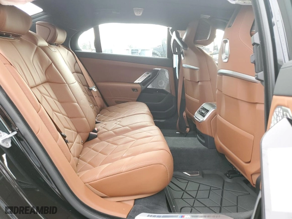 2024 BMW i7 xDrive60 with VIN WBY53EJ03RCP66405, listed as a Copart auction lot 86143024 with 8304 miles and Salvage Title. Bid and sale history available at carsss.com. Image 10.