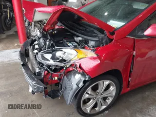 2014 Hyundai Elantra с VIN KMHD35LH6EU196111, выставлен на аукционе IAAI как лот 42236331 с пробегом 148 681 миль миль и . История ставок и продаж доступна на DreamBid. Изображение 19.