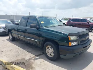 2003 Chevrolet Silverado 1500 Work Truck with VIN 1GCEC19T43E162799, listed as a IAAI auction lot 42078303 with 111,465 mi miles. Bid and sale history available at carsss.com. Image 1.