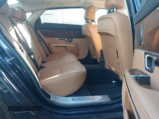 2019 Jaguar XJ Portfolio with VIN SAJWA2G7XK8W20284, listed as a IAAI auction lot 41289613 with 29,414 mi miles and . Bid and sale history available at DreamBid. Image 8.