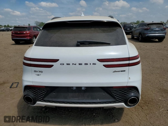 2023 Genesis GV70 Sport z VIN KMUMCDTC7PU102031, wystawiony jako Copart lot #55354305 z przebiegiem Nie podano mil oraz Szkoda całkowita • Salvage title. Historia ofert i sprzedaży dostępna na DreamBid. Obrazek 6.