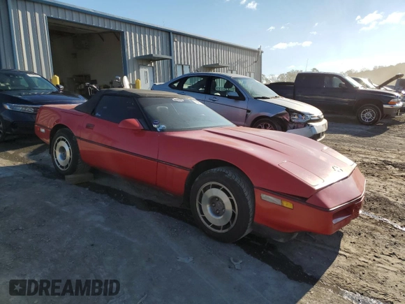 1990 Chevrolet Corvette z VIN 1G1YY3384L5111942, wystawiony jako Copart lot #75481214 z przebiegiem 91 731 mil mil oraz Szkoda całkowita • Salvage title. Historia ofert i sprzedaży dostępna na DreamBid. Obrazek 4.