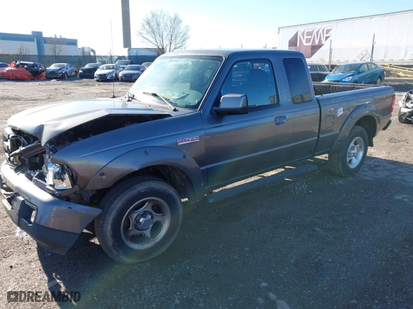 2002 Ford Ranger XL Fleet with VIN 1FTZR45E42TA54072, listed as a IAAI auction lot 41843766 with 265,096 mi miles. Bid and sale history available at carsss.com. Image 17.