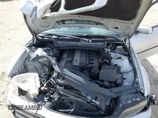 2000 BMW 3 Series 323i with VIN WBAAM3348YFP79534, listed as a IAAI auction lot 40734827 with 185,943 mi miles and . Bid and sale history available at DreamBid. Image 10.