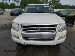 2010 Ford Explorer XLT z VIN 1FMEU6DE2AUA60922, wystawiony jako Copart lot #53332555 z przebiegiem 239 061 mil mil oraz Szkoda całkowita • Salvage title. Historia ofert i sprzedaży dostępna na DreamBid. Obrazek 5.