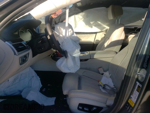 2018 BMW 7 Series ALPINA B7 xDrive with VIN WBA7F2C52JG424933, listed as a Copart auction lot 87302124 with 0 mi miles and Salvage Title. Bid and sale history available at carsss.com. Image 7.